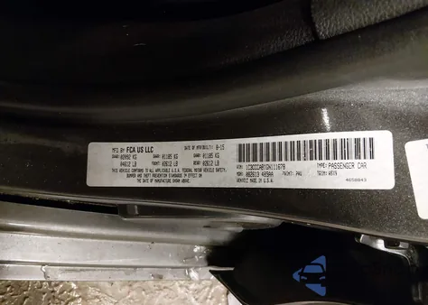 2016 Chrysler 200 Limited z USA, uszkodzony, nr VIN 1C3CCCAB1GN111678